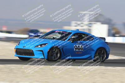 media/Nov-09-2025-Speed Ventures (Sun) [[388b781dcd]]/Orange/Session 1 (Turn 1)/